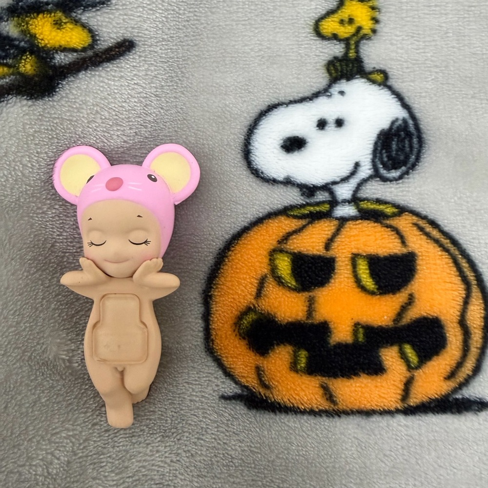 Sonny Angel - Dreaming mouse hipper
